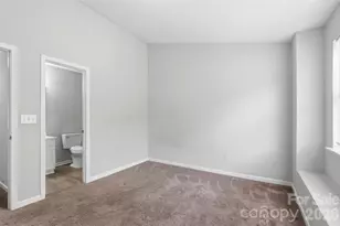 6856 Cypress Tree Ln, Charlotte, NC 28215 - Photo 19