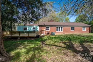 1105 Hillcrest Dr, Cherryville, NC 28021 - Photo 27