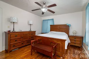 1105 Hillcrest Dr, Cherryville, NC 28021 - Photo 17