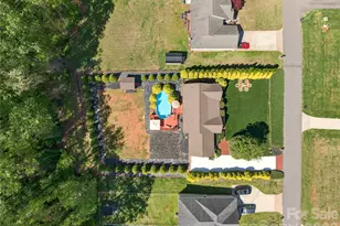 176 Foy Ln, Statesville, NC 28625 - Photo 5