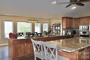 2712 Jutty Point Rd, Liberty Hill, SC 29074 - Photo 11