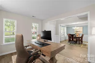 2007 Enderbury Dr, Indian Trail, NC 28079 - Photo 9