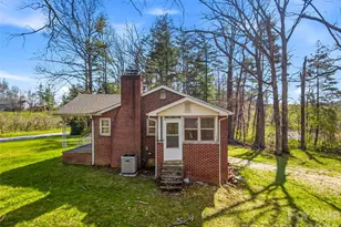 984 Pace Rd, Hendersonville, NC 28792 - Photo 21