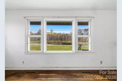 984 Pace Road, Hendersonville, NC 28792 - Photo 25