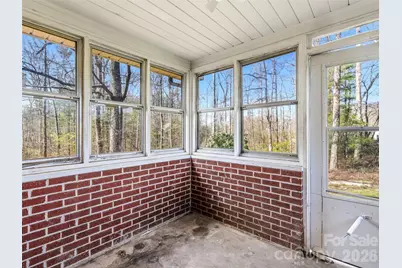 984 Pace Road, Hendersonville, NC 28792 - Photo 27