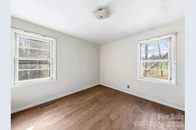 984 Pace Road, Hendersonville, NC 28792 - Photo 29