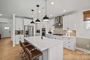 1016 WT Ferguson Dr, Matthews, NC 28104 - Photo 5