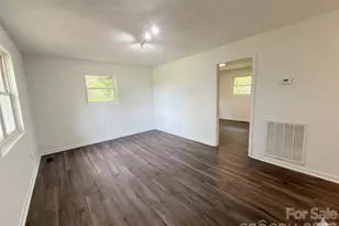 1962 Imperial St, Conover, NC 28613 - Photo 3