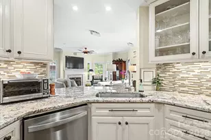 401 N Church St, Charlotte, NC 28202 - Photo 15