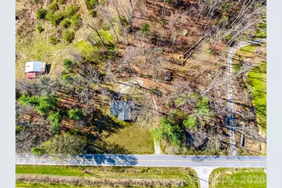 984 Pace Road, Hendersonville, NC 28792 - Photo 13