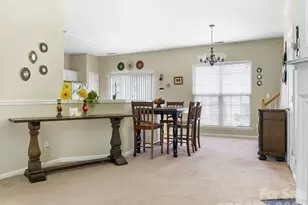 2450 Normancrest Ct, Charlotte, NC 28270 - Photo 7