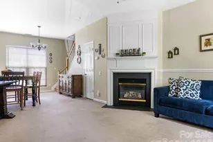 2450 Normancrest Ct, Charlotte, NC 28270 - Photo 3