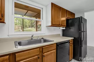 184 Bent Creek Blvd, Lake Lure, NC 28746 - Photo 11