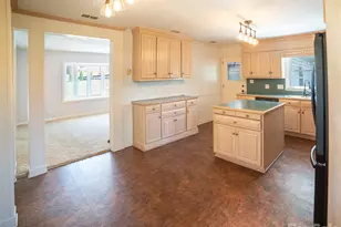 414 Patton St, Morganton, NC 28655 - Photo 9