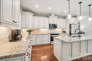 31 N Anvil Ave, Hendersonville, NC 28792 - Photo 13