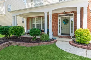 18302 Victoria Bay Dr, Cornelius, NC 28031 - Photo 3