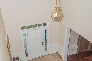 18302 Victoria Bay Dr, Cornelius, NC 28031 - Photo 5