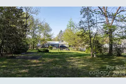 304 Garrou Avenue SE, Valdese, NC 28690 - Photo 15