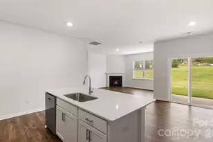 42 Ridgehaven Dr, Waynesville, NC 28786 - Photo 9