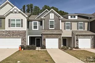 348 Abington St, Matthews, NC 28104 - Photo 1