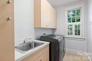 313 Wendover Hill Ct, Charlotte, NC 28211 - Photo 31