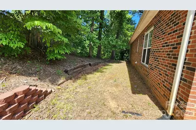 200 Park Place, Morganton, NC 28655 - Photo 3