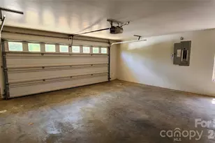 200 Park Pl, Morganton, NC 28655 - Photo 19
