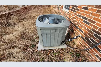 200 Park Place, Morganton, NC 28655 - Photo 17