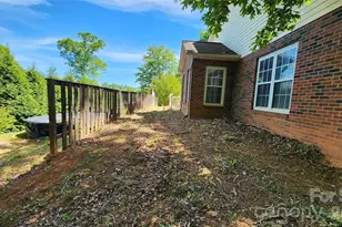 200 Park Pl, Morganton, NC 28655 - Photo 27