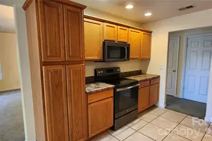 200 Park Pl, Morganton, NC 28655 - Photo 5
