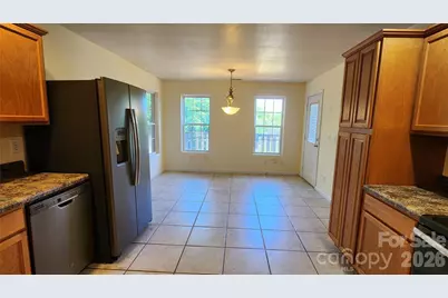 200 Park Place, Morganton, NC 28655 - Photo 7