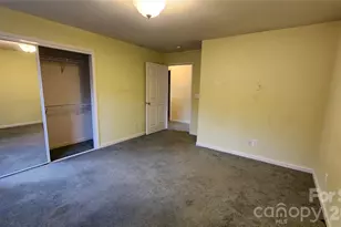 200 Park Pl, Morganton, NC 28655 - Photo 11