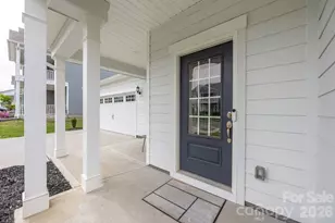 1079 Dorsey Dr, Fort Mill, SC 29715 - Photo 3