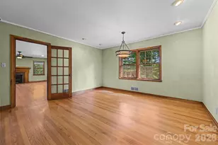 432 Turkey Crk Rd, Leicester, NC 28748 - Photo 5