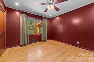 432 Turkey Crk Rd, Leicester, NC 28748 - Photo 15