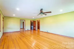 432 Turkey Crk Rd, Leicester, NC 28748 - Photo 17