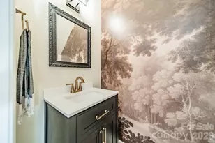 13107 Arbor Day Ct, Charlotte, NC 28269 - Photo 15