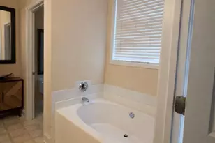 9654 Waltham Ct, Charlotte, NC 28269 - Photo 13