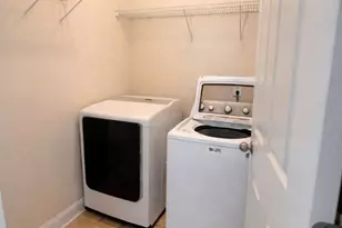 9654 Waltham Ct, Charlotte, NC 28269 - Photo 9