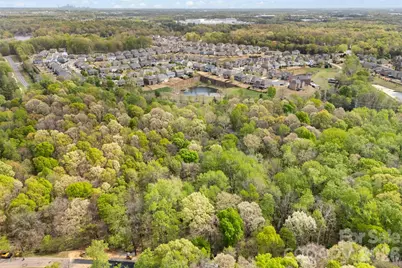 10601 Wildlife Road, Charlotte, NC 28278 - Photo 17