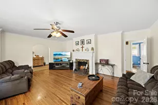 828 N 6th St, Albemarle, NC 28001 - Photo 9