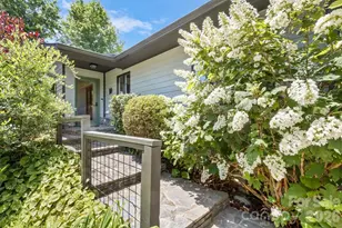 10 Morning Dew Dr, Asheville, NC 28804 - Photo 1