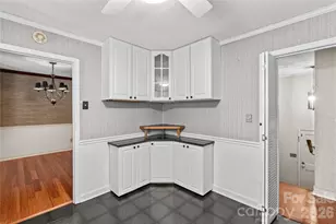 4325 Rosebriar Ln, Winston Salem, NC 27106 - Photo 7