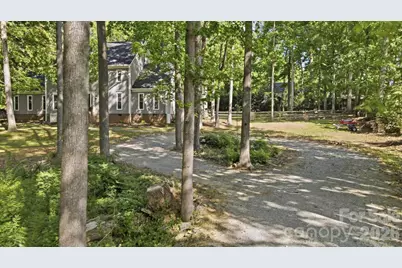 11103 Idlewild Road, Matthews, NC 28105 - Photo 3