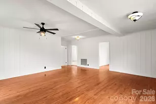 513 Grier St, Lincolnton, NC 28092 - Photo 9