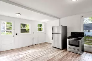 513 Grier St, Lincolnton, NC 28092 - Photo 15