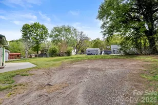 513 Grier St, Lincolnton, NC 28092 - Photo 29