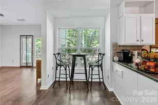 9423 Willow Tree Ln, Charlotte, NC 28277 - Photo 3