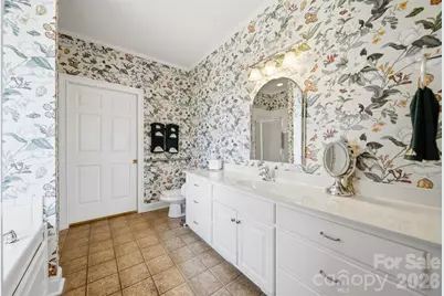 416 Huntington Woods Street N, Lenoir, NC 28645 - Photo 21