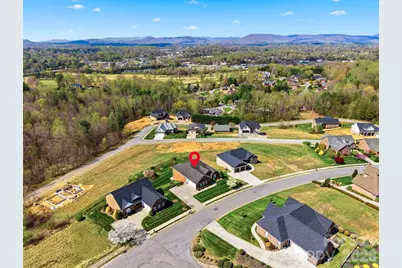 416 Huntington Woods Street N, Lenoir, NC 28645 - Photo 41